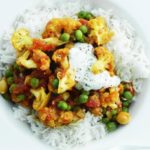 Indian cauliflower and chickpea curry